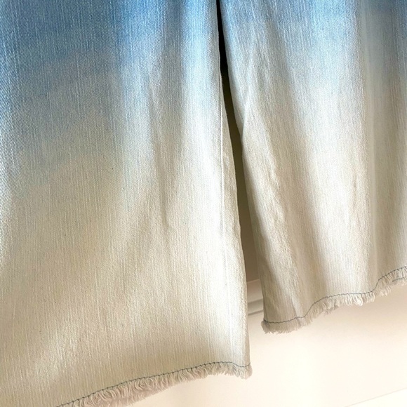 Cropped pants with a side zipper - Picture 3 of 6